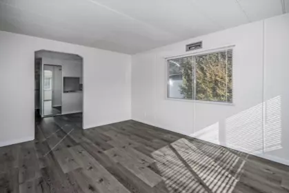 Primary Bathroom Photo of 5 3031 200 Street, Langley, BC