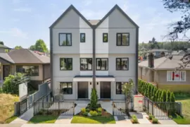 4 2240 E 40th Avenue, Vancouver, BC