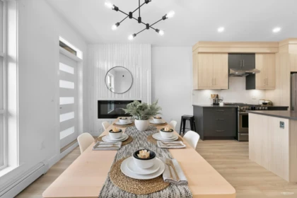 Kitchen Island Photo of 1 46376 Yale Road, Chilliwack, BC
