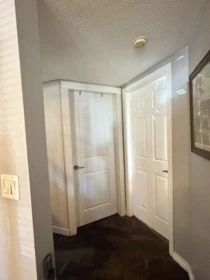 Powder Room Photo of 18622 59 Avenue, Surrey, BC