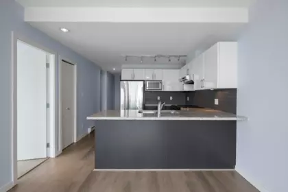Breakfast Nook Photo of 1809 14 Begbie Street, New Westminster, BC