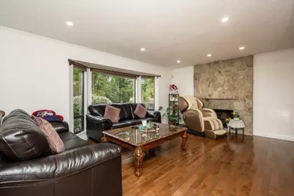 Family Room Photo of 8448 154 Street, Surrey, BC