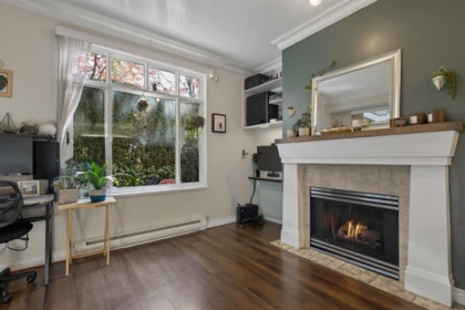 Kitchen Photo of 101 1675 W 10th Avenue, Vancouver, BC