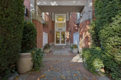 Outdoor Patio Photo of 101 1675 W 10th Avenue, Vancouver, BC