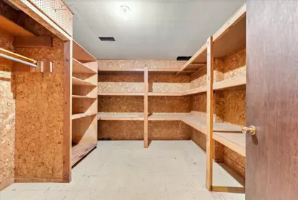Basement Recreation Room Photo of 4295 Nottingham Road, North Vancouver, BC