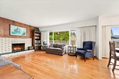 Family Room Photo of 4295 Nottingham Road, North Vancouver, BC