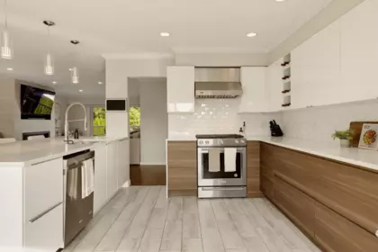 773 E 12th Street, North Vancouver, BC, North vancouver — Single Family Residence for sale