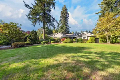 14387 24a Avenue, Surrey, BC, Surrey — Single Family Residence for sale