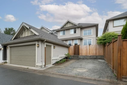 10115 240a Street, Maple Ridge, BC, Maple ridge — Single Family Residence for sale