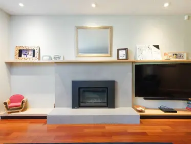 8228 Burnlake Drive, Burnaby, BC, Burnaby — Single Family Residence for sale