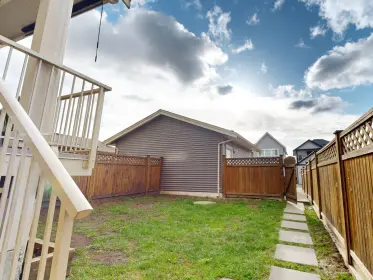 6743 184 Street, Surrey, BC, Surrey — Row House (Non-Strata) for sale