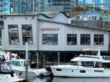 F9 1525 Coal Harbour Quay, Vancouver, BC, Vancouver — Single Family Residence for sale