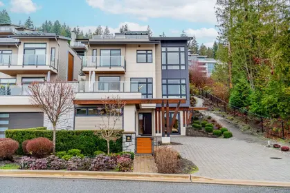 2991 Burfield Place, West Vancouver, BC, West vancouver — Half Duplex for sale