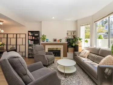 8 7501 Cumberland Street, Burnaby, BC, Burnaby — Townhouse for sale