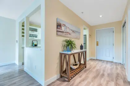 101 19121 Ford Road, Pitt Meadows, BC, Pitt meadows — Apartment/Condo for sale