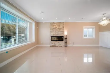 6750 Brantford Avenue, Burnaby, BC, Burnaby — Half Duplex for sale