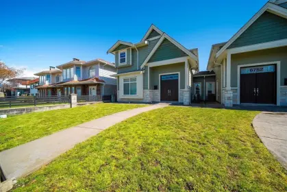 6750 Brantford Avenue, Burnaby, BC, Burnaby — Half Duplex for sale