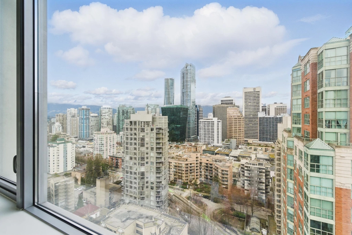 Hallway Photo of 2306 1028 Barclay Street, Vancouver, BC