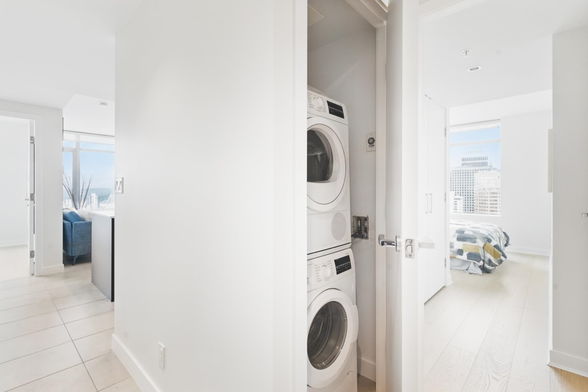 Hot Tub / Spa Photo of 2306 1028 Barclay Street, Vancouver, BC