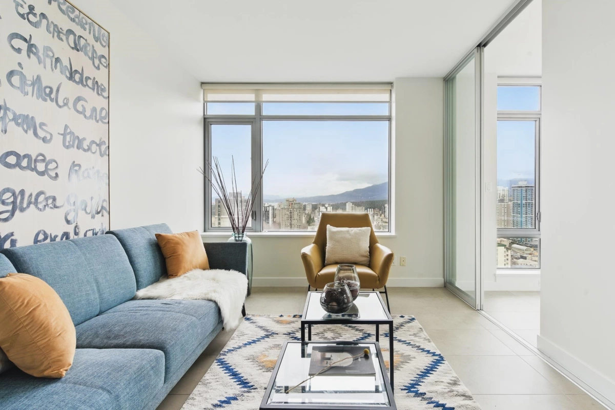 Kitchen Photo of 2306 1028 Barclay Street, Vancouver, BC