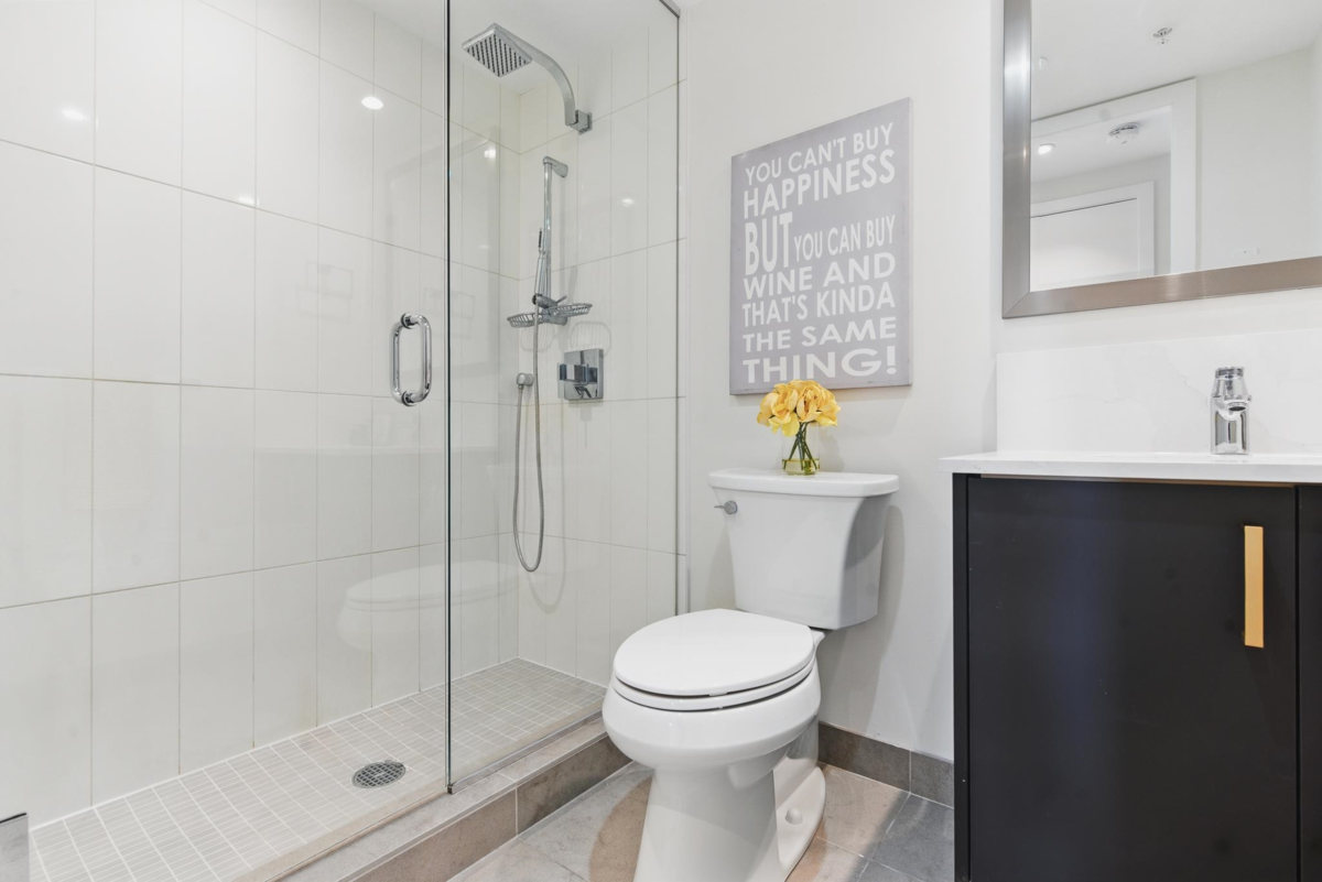 Swimming Pool Photo of 2306 1028 Barclay Street, Vancouver, BC