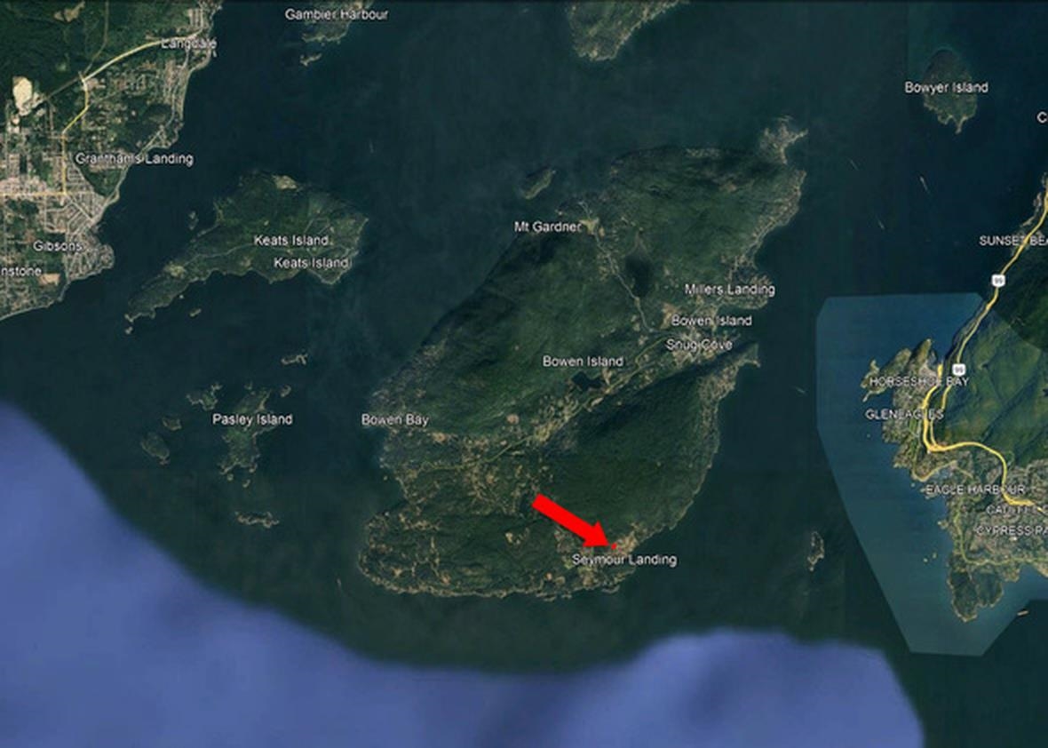 Outdoor Patio Photo of 818 Mcintosh Lane, Bowen Island, BC