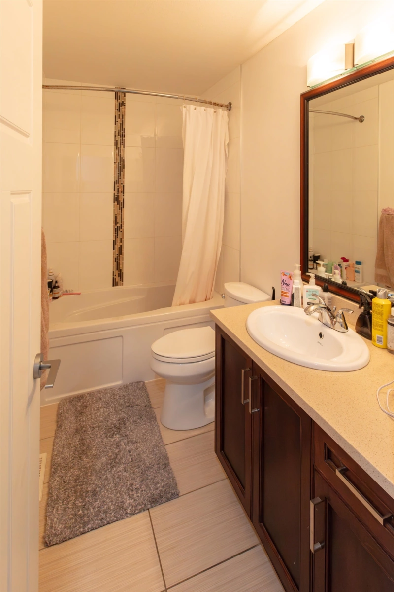 Bedroom 3 Photo of 21145 77b Avenue, Langley, BC