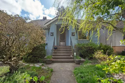 1216 Edinburgh Street, New Westminster, BC, New Westminster — Single Family Residence for sale