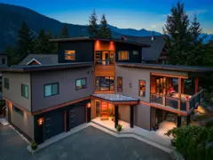 7456 Dogwood Street, Pemberton, BC
