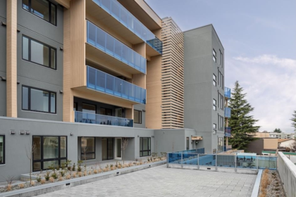 303 33160 Plaxton Crescent, Abbotsford, BC, Abbotsford — Apartment/Condo for sale