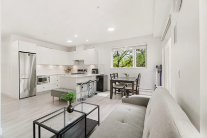 206 2688 Duke Street, Vancouver, BC, Vancouver — Apartment/Condo for sale