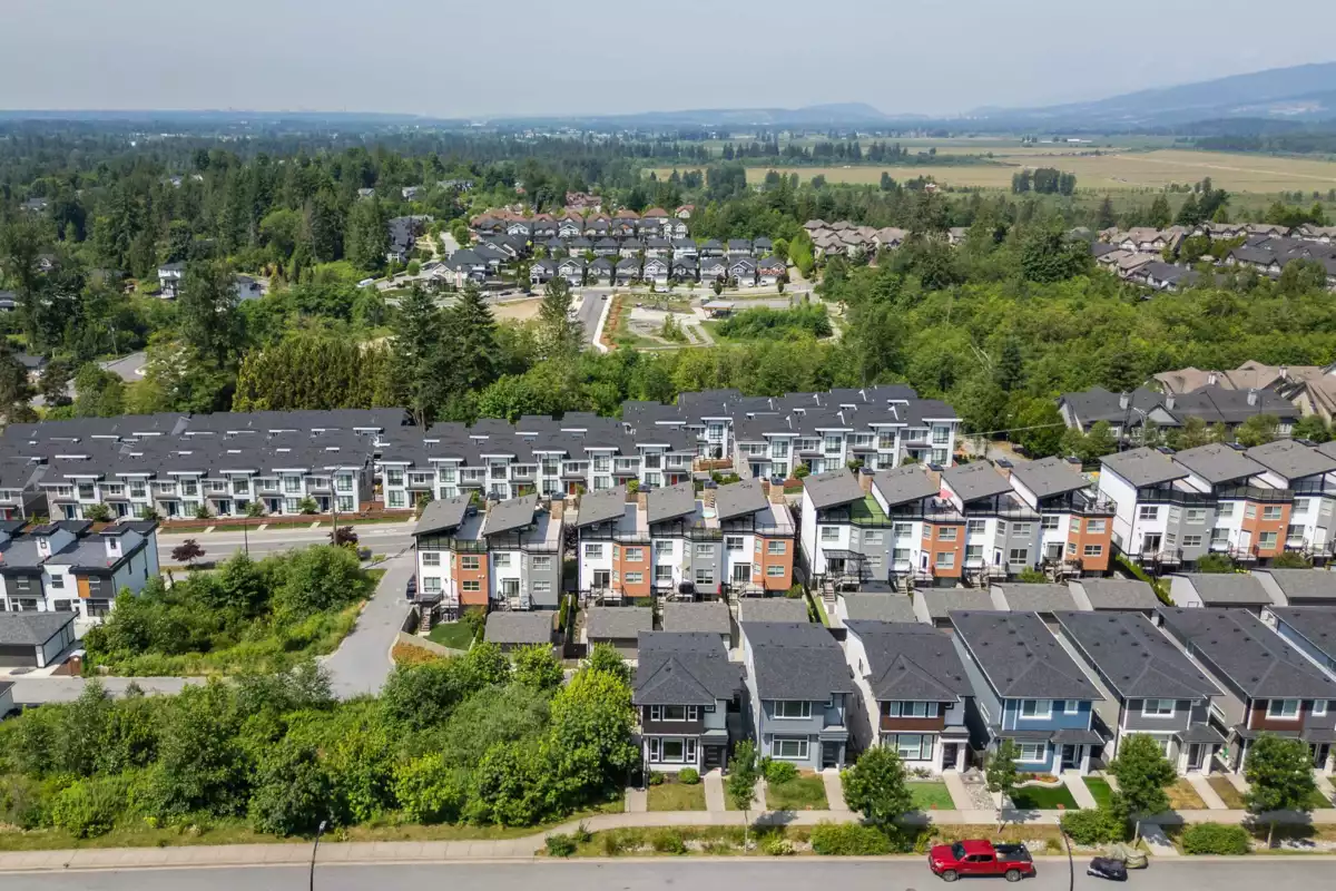 Community Amenities Photo (Clubhouse) of 13667 232a Street, Maple Ridge, BC