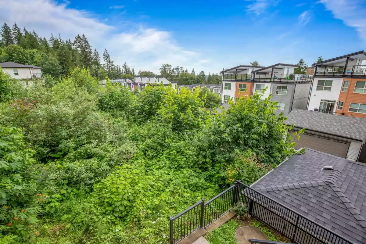 Front Yard Photo of 13667 232a Street, Maple Ridge, BC