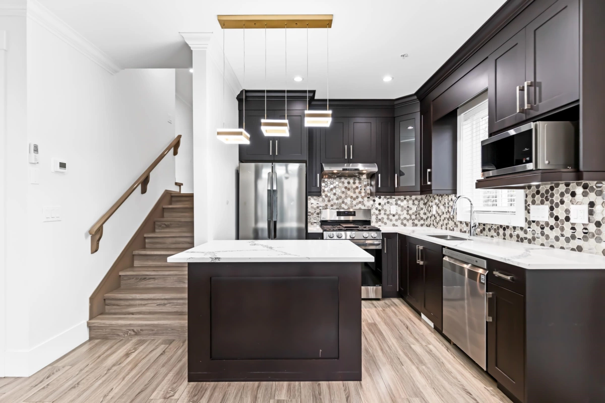 Guest Bathroom Photo of 13667 232a Street, Maple Ridge, BC