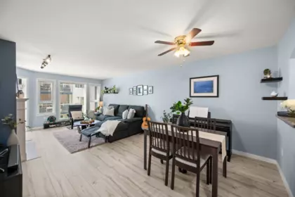 209 17727 58 Avenue, Surrey, BC, Surrey — Apartment/Condo for sale