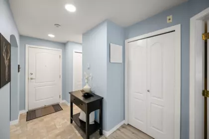 209 17727 58 Avenue, Surrey, BC, Surrey — Apartment/Condo for sale