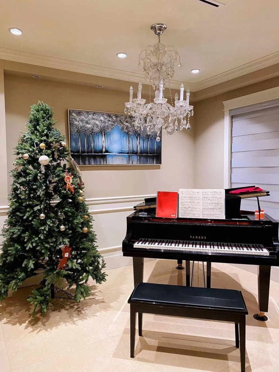 Dining Area Photo of 8180 Lundy Road, Richmond, BC