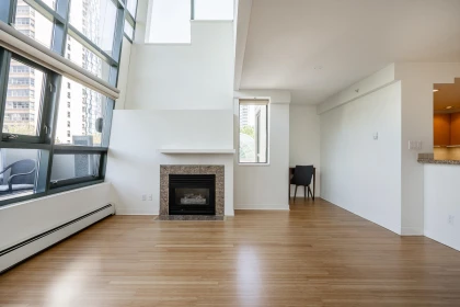 PH1 1688 Robson Street, Vancouver, BC, Vancouver — Apartment/Condo for sale
