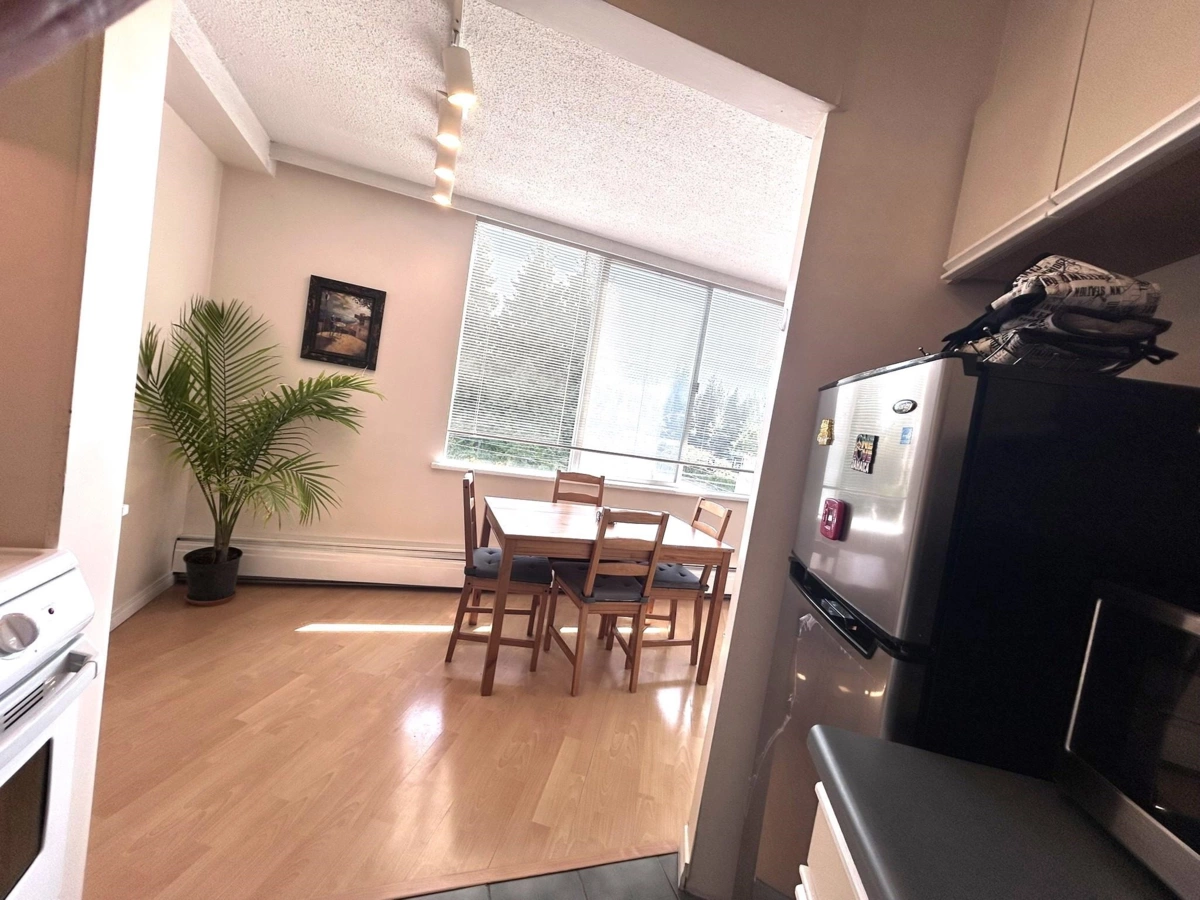 Guest Bathroom Photo of 303 4691 W 10th Avenue, Vancouver, BC