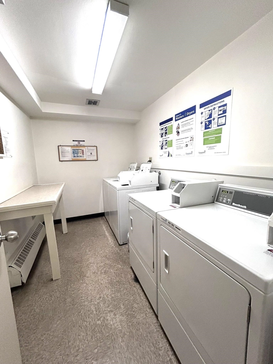 Hallway Photo of 303 4691 W 10th Avenue, Vancouver, BC