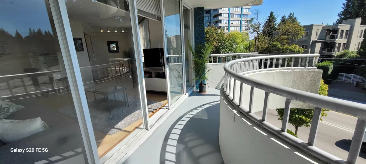 Outdoor Deck Photo of 303 4691 W 10th Avenue, Vancouver, BC