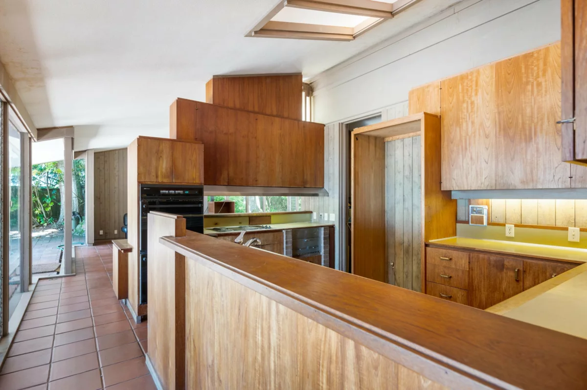 Office / Den Photo of 12581 16 Avenue, Surrey, BC