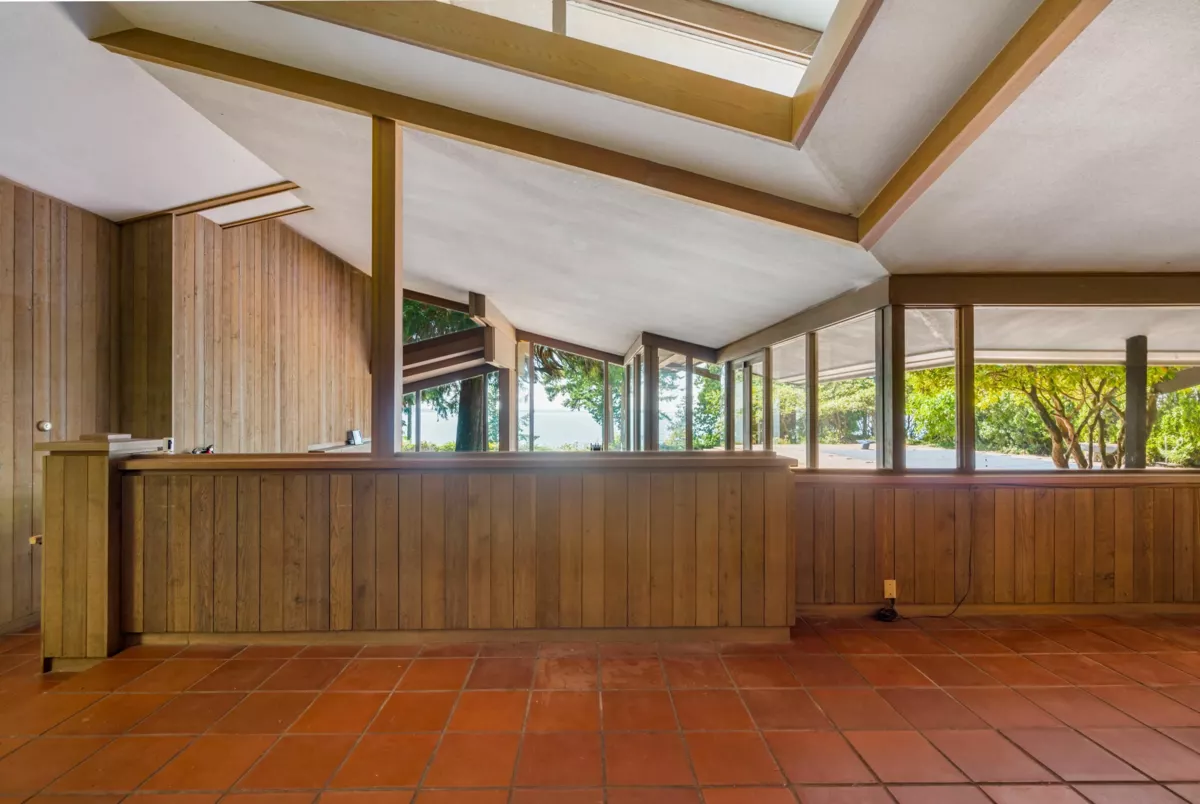 Primary Bathroom Photo of 12581 16 Avenue, Surrey, BC
