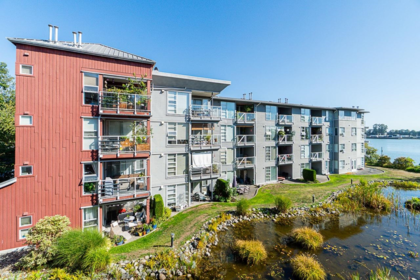 310 1820 E Kent Avenue South, Vancouver, BC, Vancouver — Apartment/Condo for sale