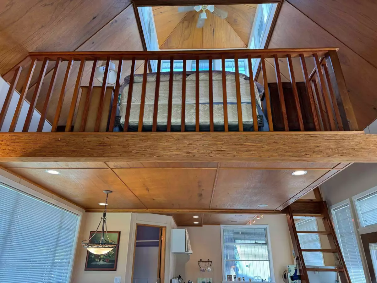 Laundry Room Photo of 23220 Dyke Road, Richmond, BC