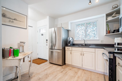 6043 W Greenside Drive, Surrey, BC, Surrey — Townhouse for sale