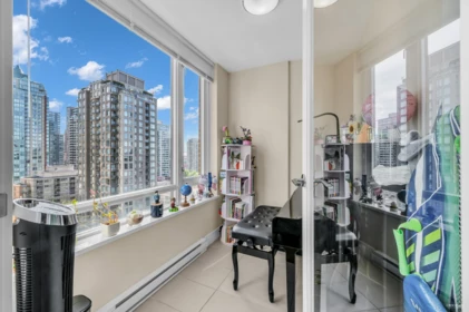 Basement Recreation Room Photo of 1506 1088 Richards Street, Vancouver, BC