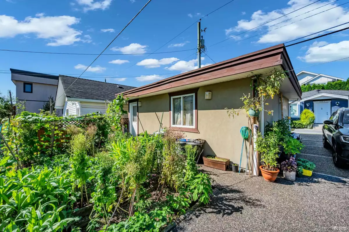 Playground / Recreational Area Near 648 E 3rd Street, North Vancouver, BC
