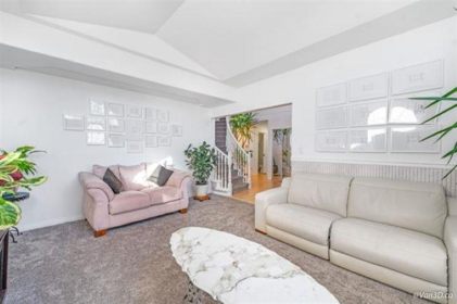Dining Area Photo of 16123 86 Avenue, Surrey, BC