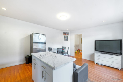 Laundry Room Photo of 16123 86 Avenue, Surrey, BC